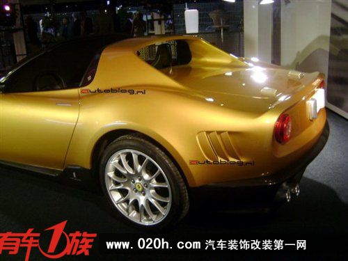 基于599 GTB 法拉利推出黄金版车型 