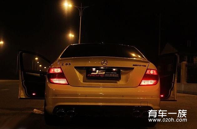 AMG 奔驰C63改装IPE可调式全段排气作业